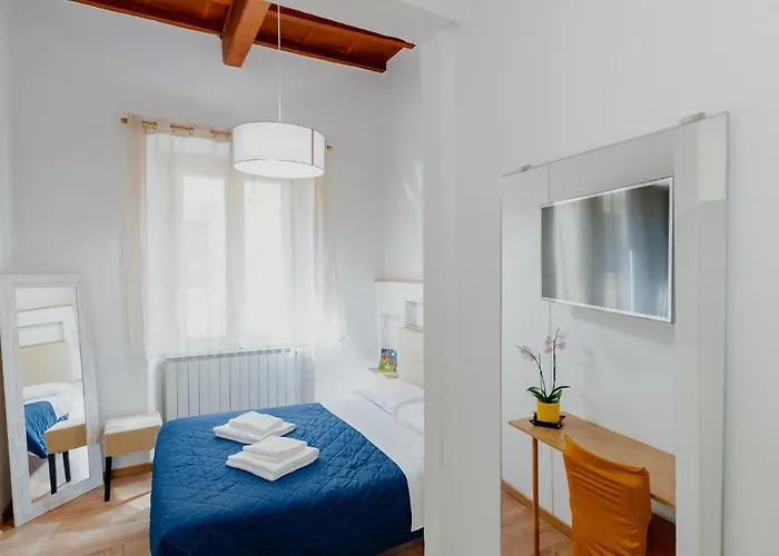 Florence Rooms 3*