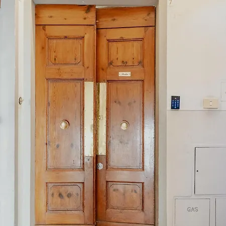 Florence Rooms فندق مبيت وإفطار *